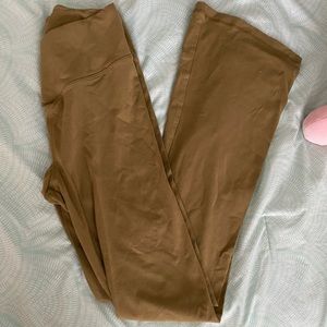 PINK Victoria Secret Flare V Crossover Pants